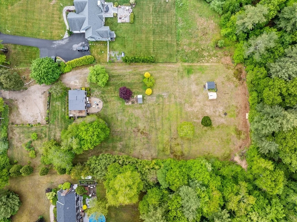 Photo of 301 County Rd