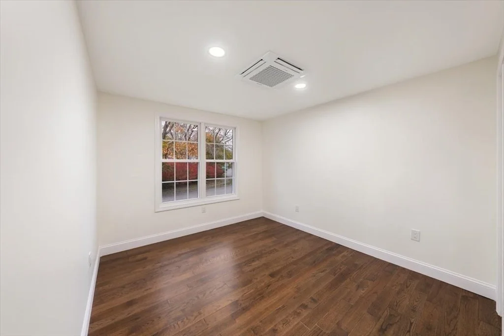 Photo of 5 Munroe Way