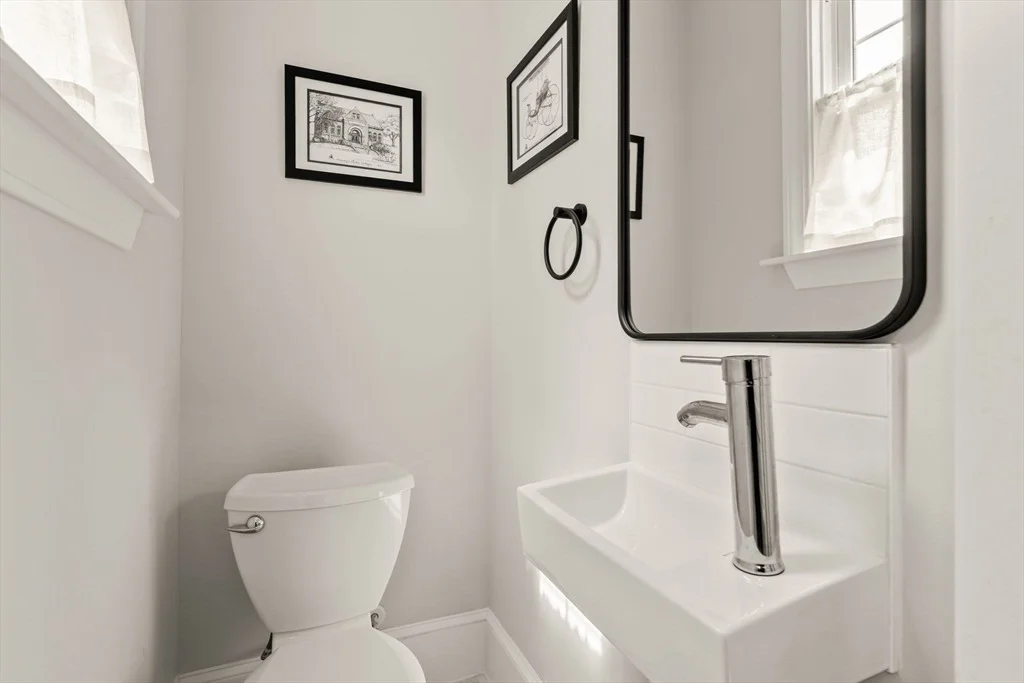 Photo of 301 Pond St