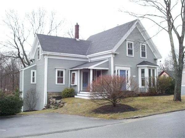 Photo of 35 Tilden Rd
