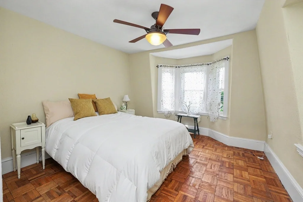 Photo of 83 Beacon