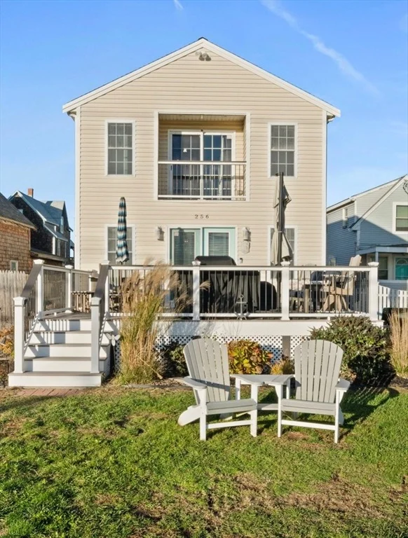 Photo of 256 Ocean Stree