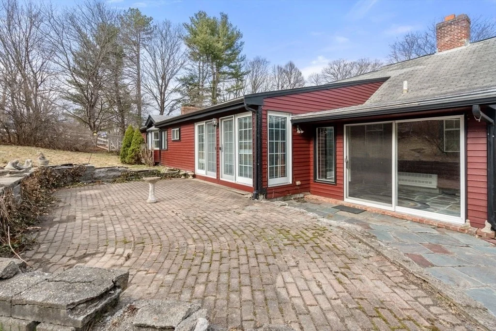 Photo of 422 Liberty Square Rd