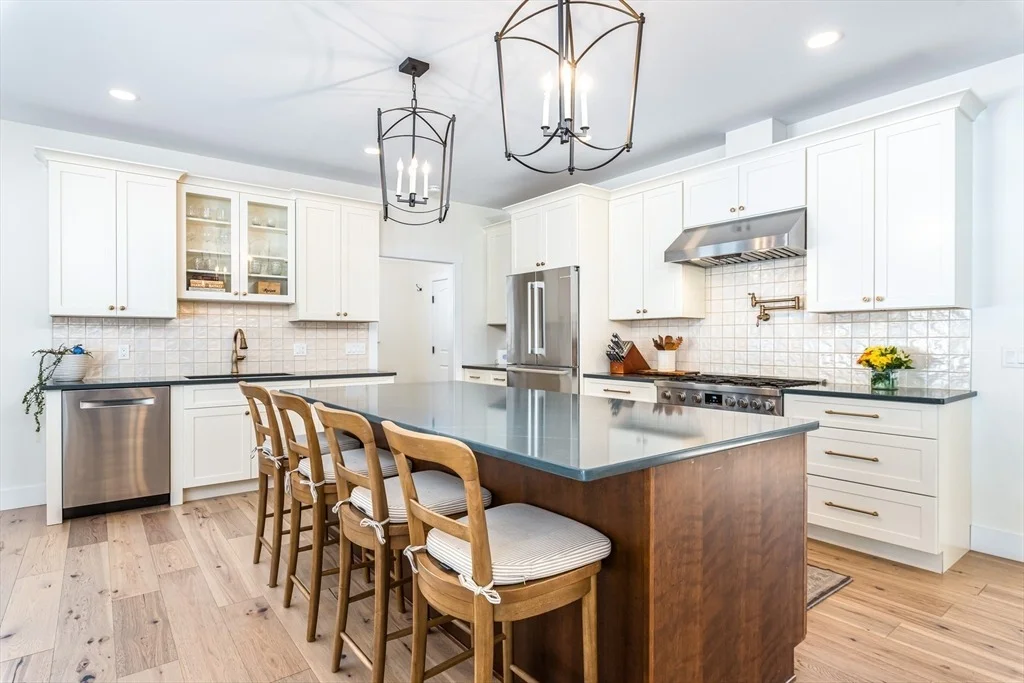Photo of 102 Bogan Rd