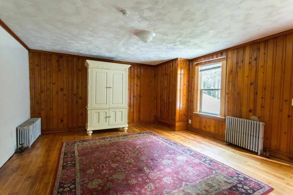 Photo of 106 Pleasant St