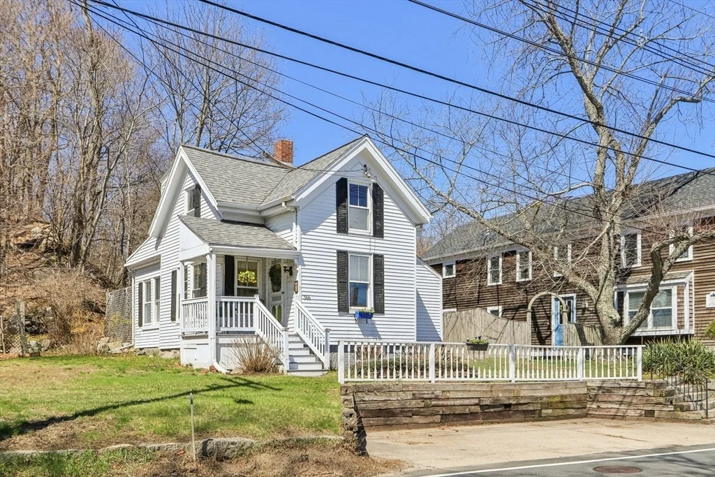 Photo of 366 Washington