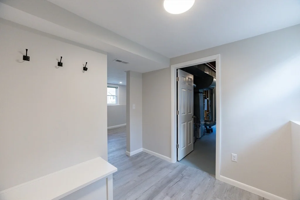 Photo of 3 Park Dr