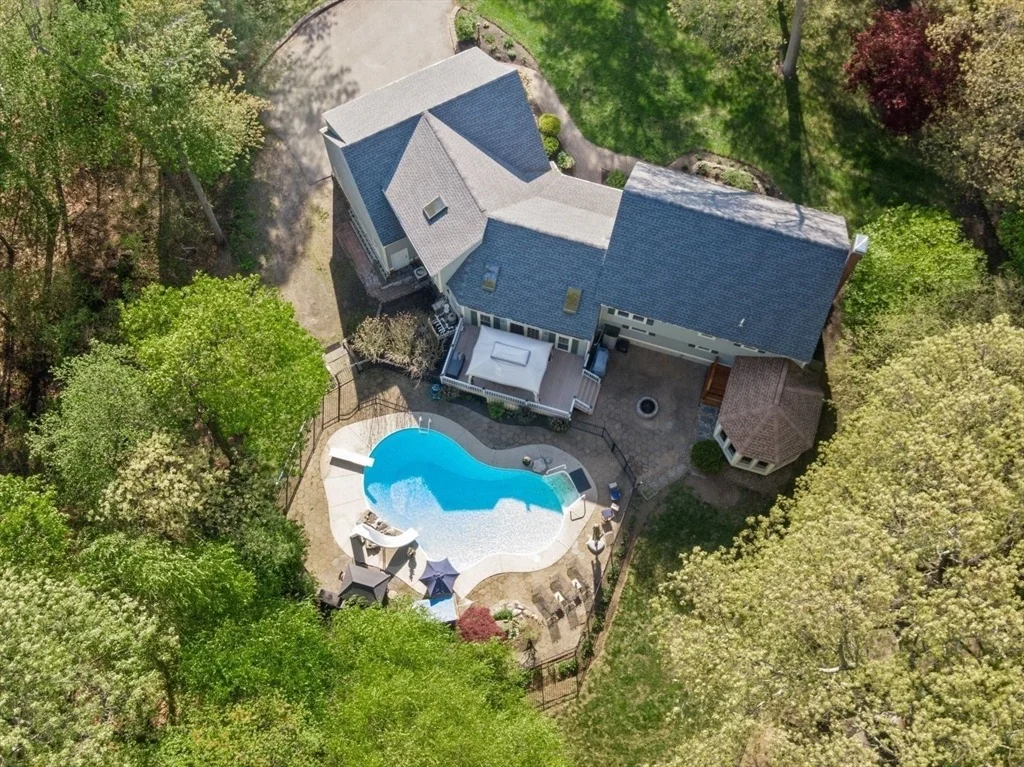 Photo of 13 Lisa Ln