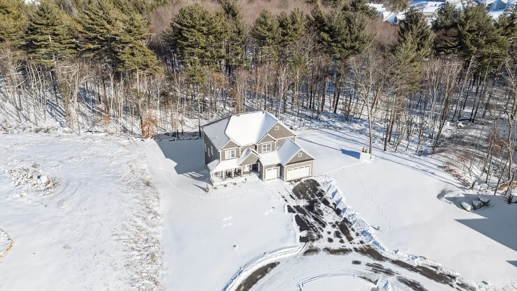 Photo of 16 Crown Road