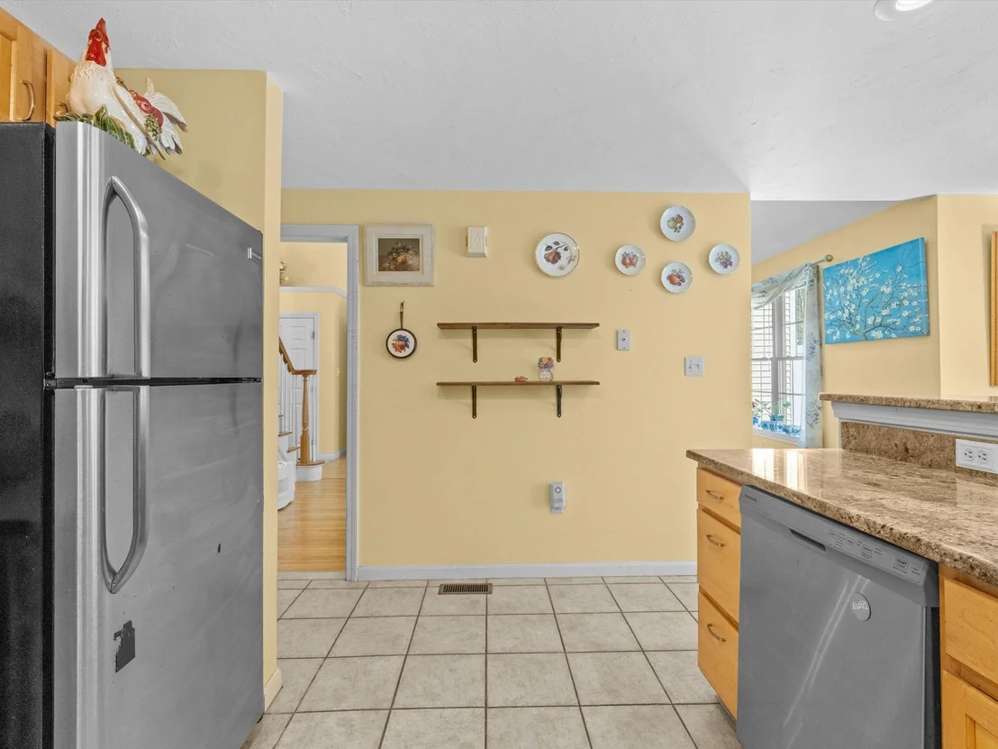 Photo of Unit B at 29 Coldspring Dr