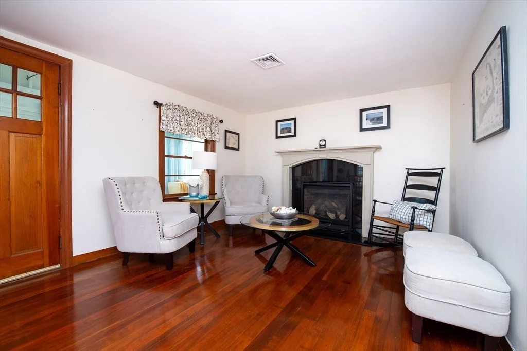 Photo of 51 Freeman Ave