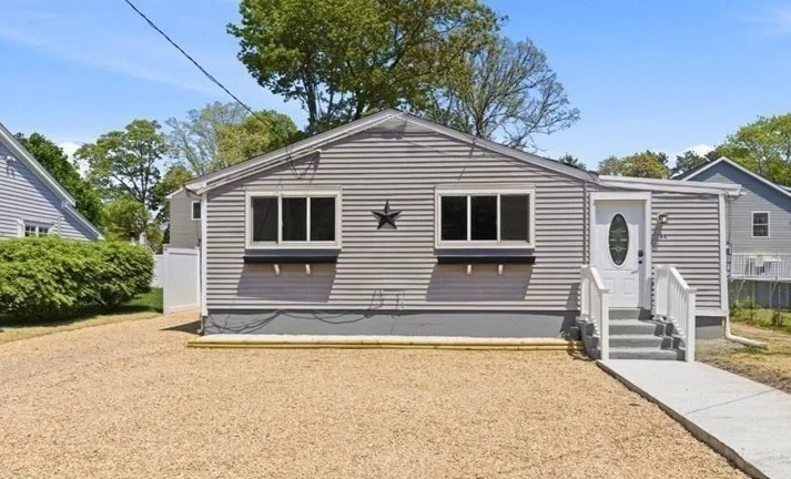 Photo of 64 Rosepoint Ave