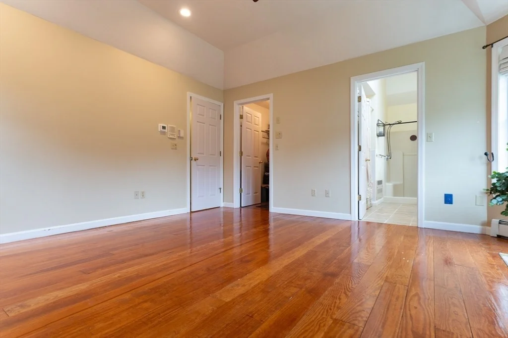 Photo of 110 Hosley Rd