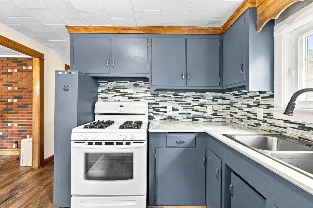 Photo of 56 Hacker St
