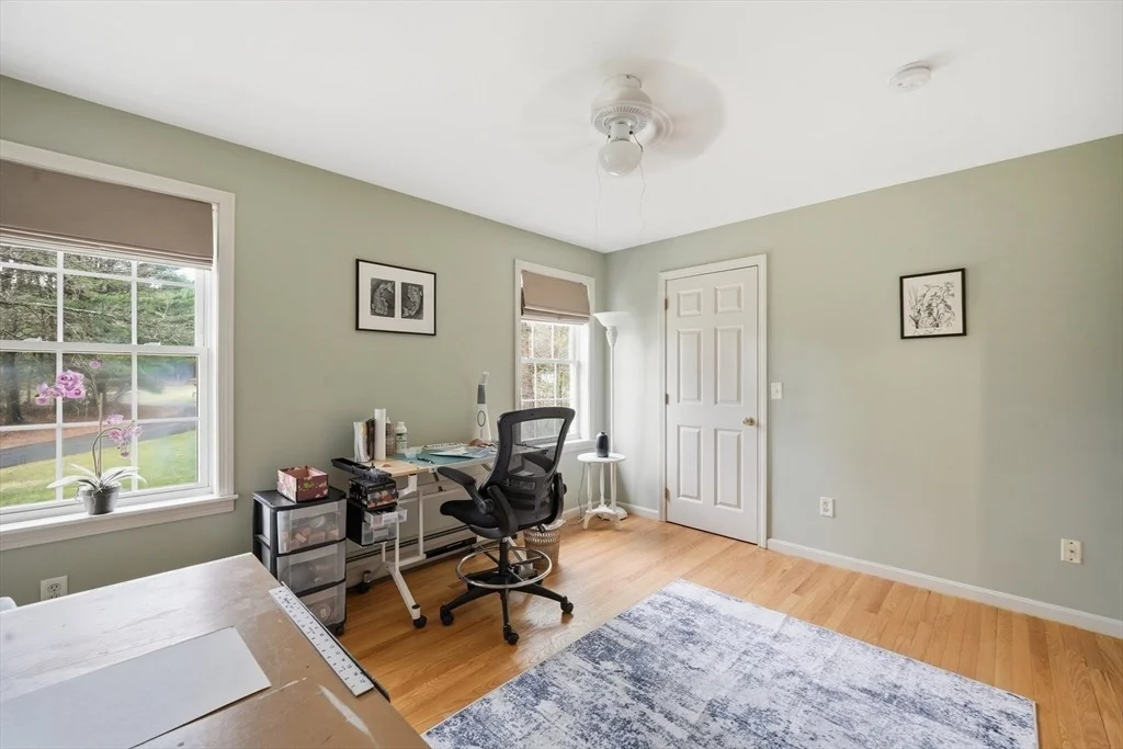 Photo of 7 Hillside Meadows Dr