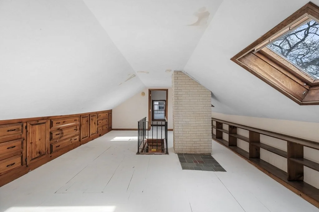 Photo of 10 Arbutus Road