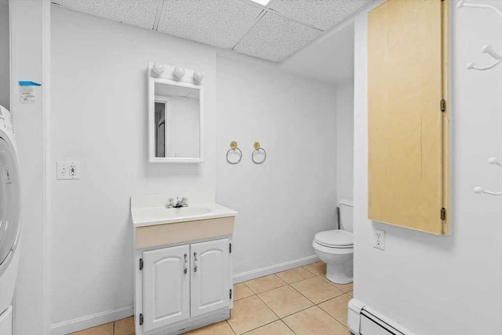 Photo of 145 Meadowbrook Rd