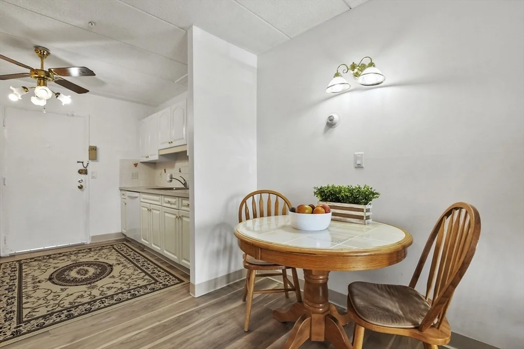 Photo of Unit 38 at 881 Broadway