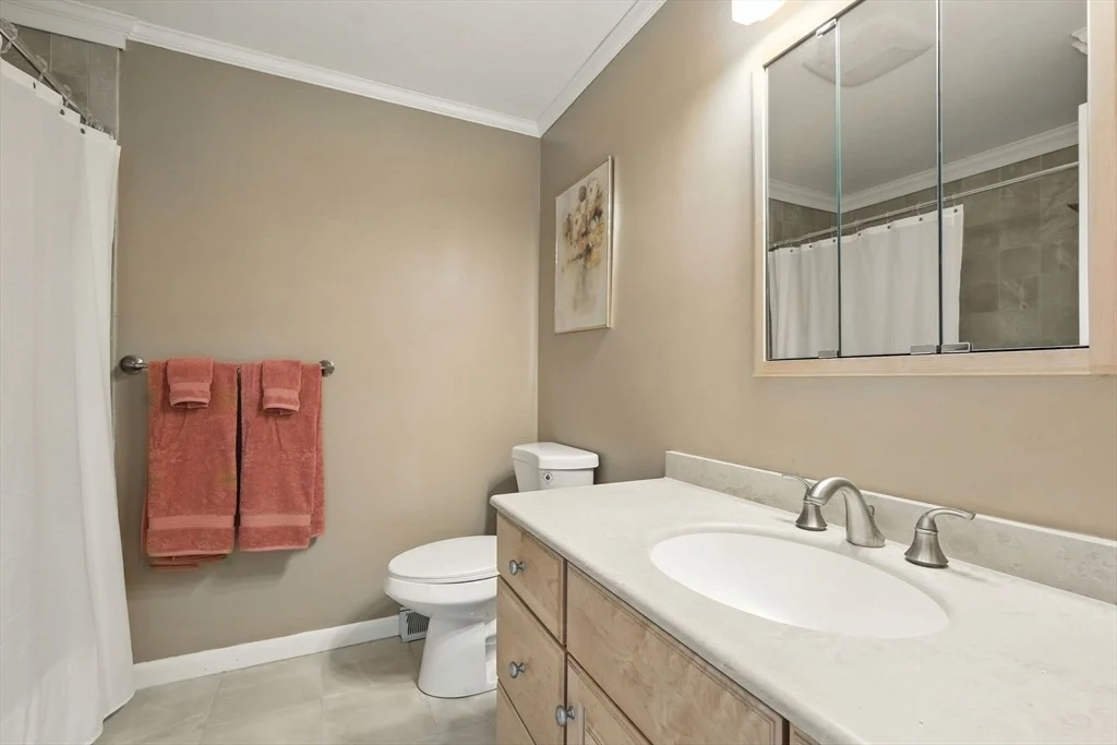 Photo of 233 Basil Rd