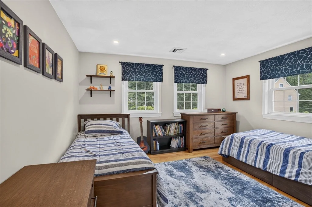 Photo of 10 Lillian Drive