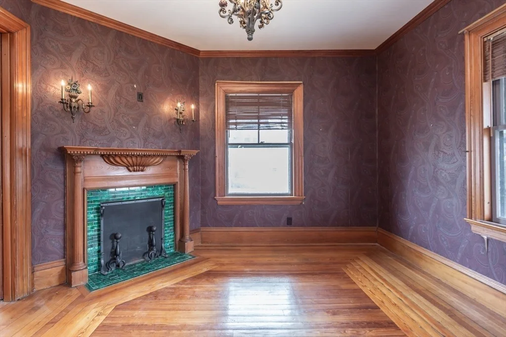 Photo of 445 Madison St