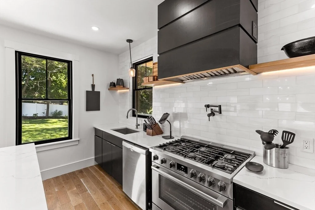 Photo of 81 Wompatuck Rd