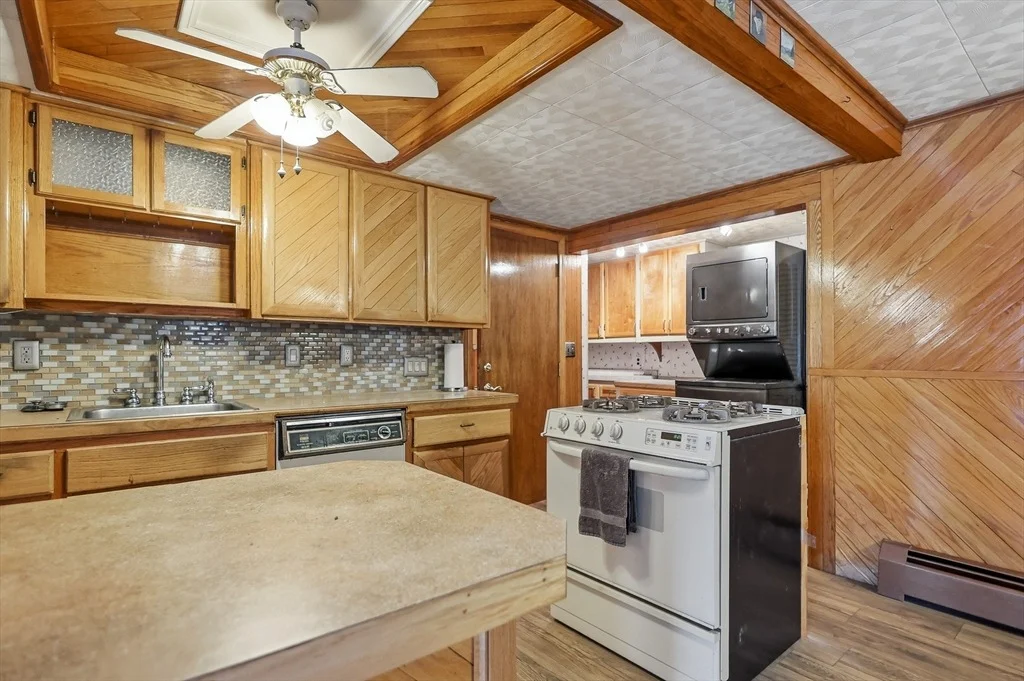 Photo of 35 Maplewood Ave