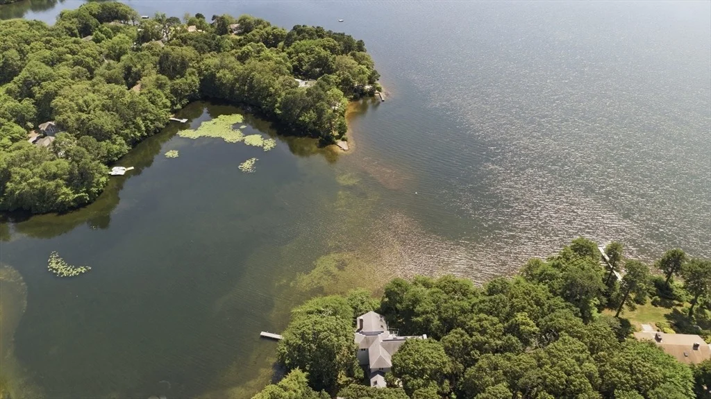 Photo of 34 Shirley Point Rd