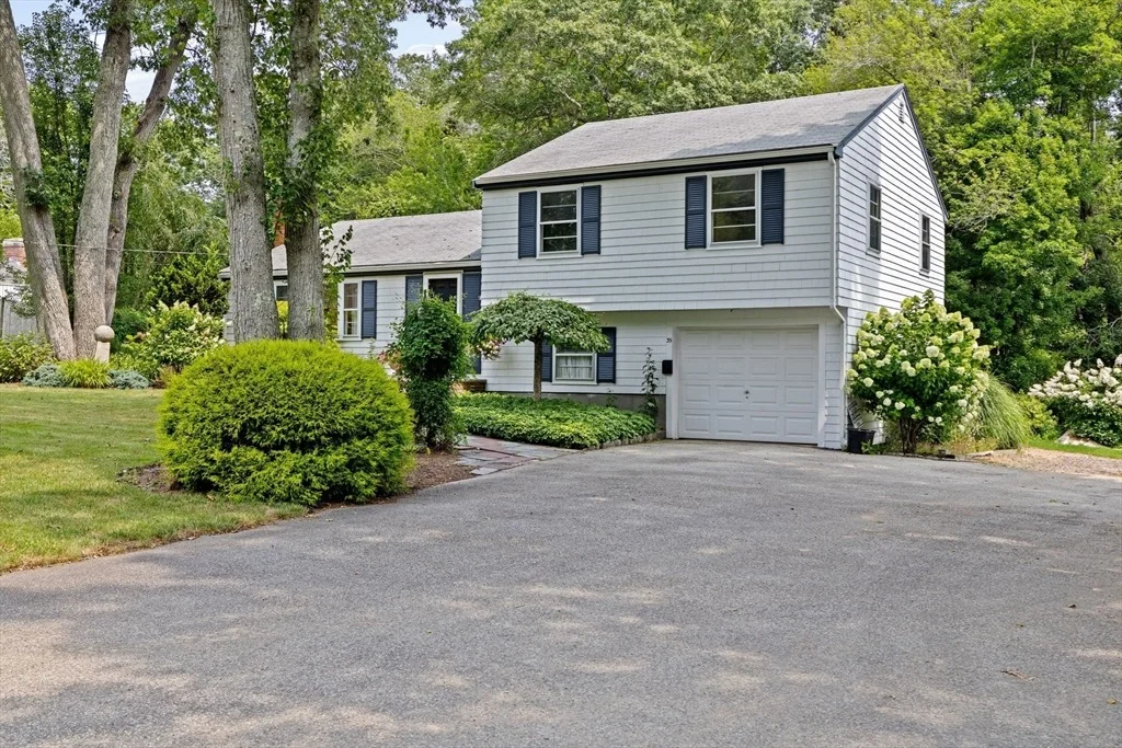 Photo of 35 Pennfield Rd