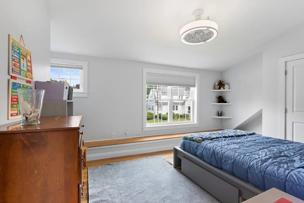 Photo of 100 Dow Ave