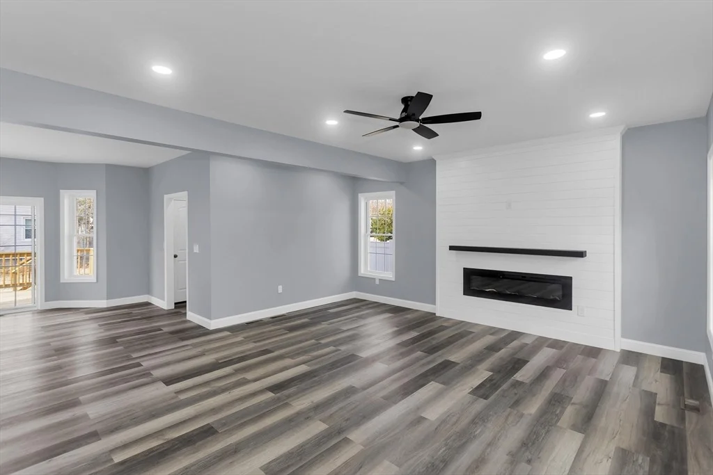 Photo of 1220 Bay Street