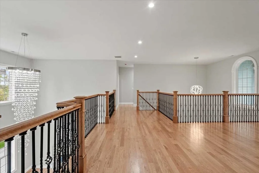 Photo of 241 Lake Ave