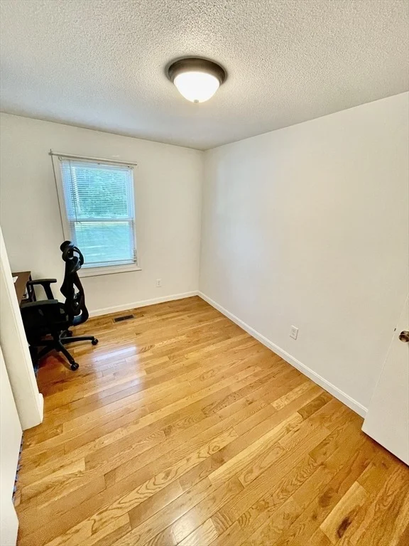 Photo of 477 Clark St
