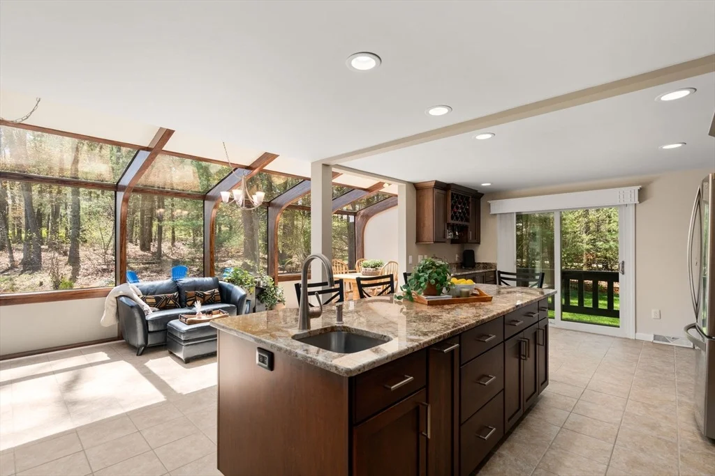 Photo of 32 Sherborne Cir