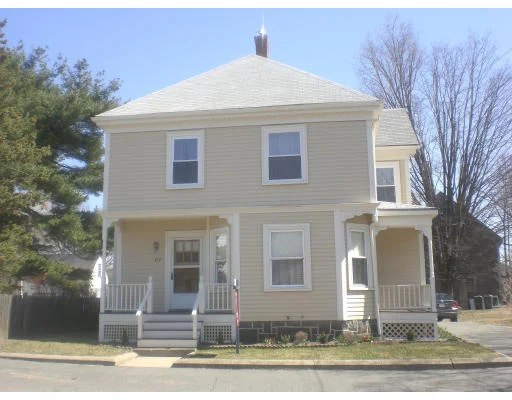 Photo of 459 Cabot Street