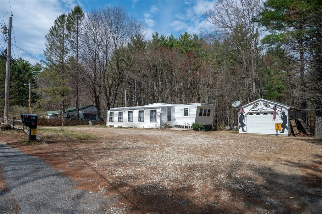 Photo of 87 Turnpike Road