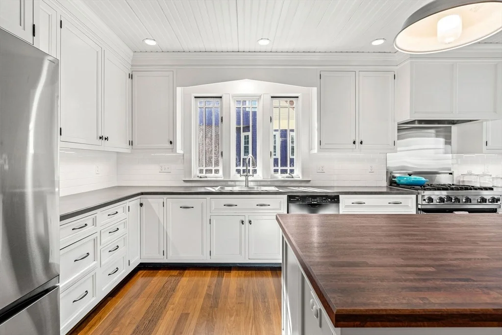 Photo of 16 Hemenway Road