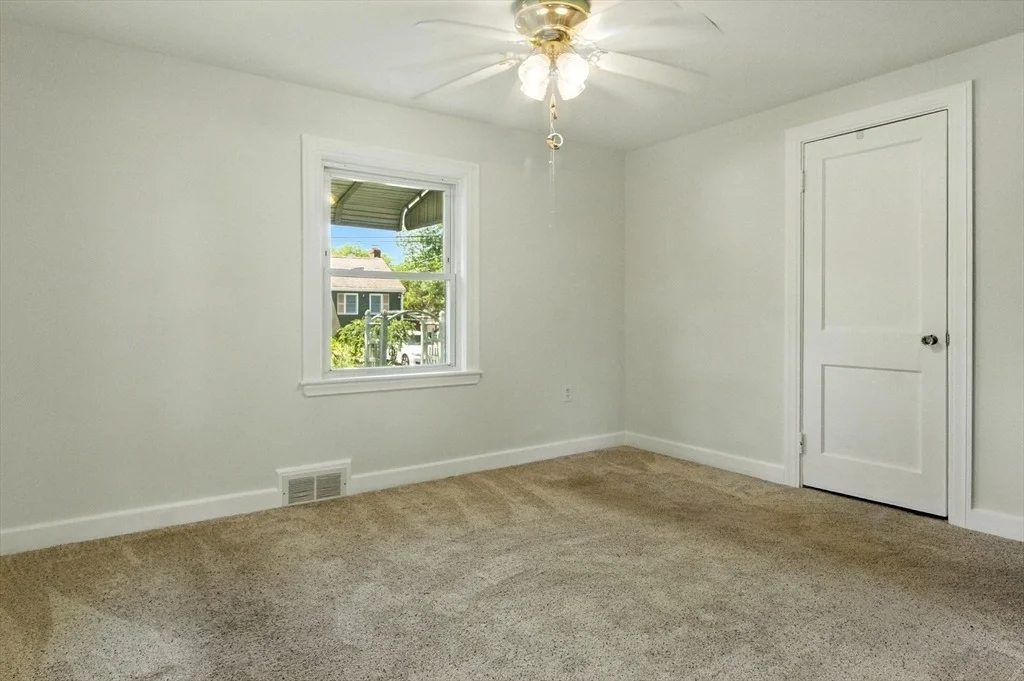 Photo of 14 Doris Dr