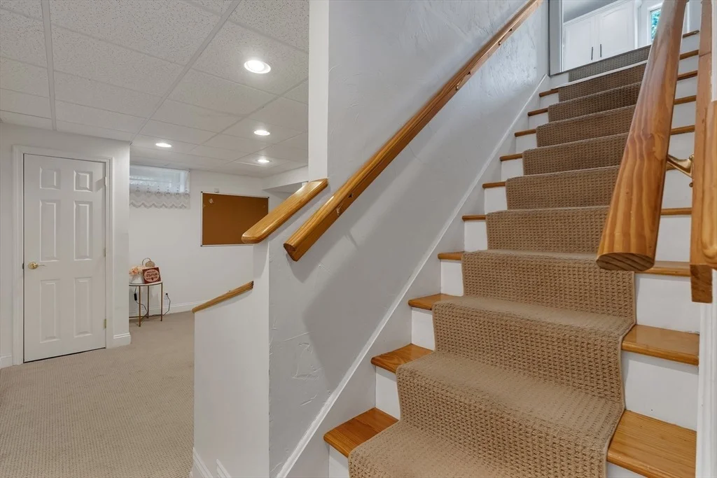 Photo of 6 Fleuette Drive