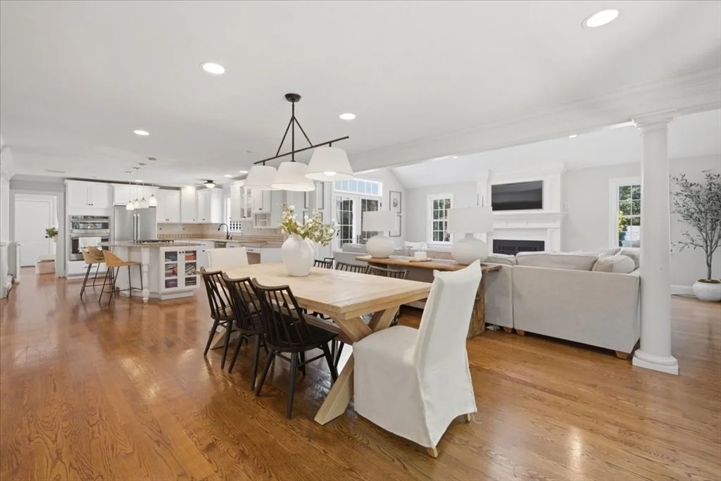 Photo of 37 Fox Den Rd