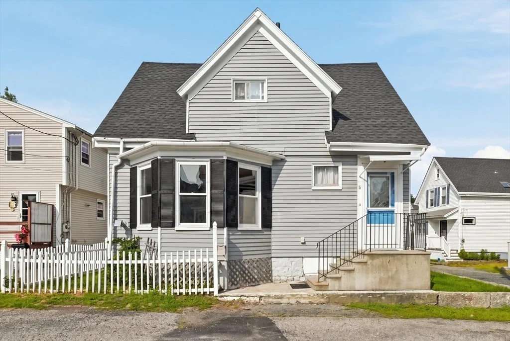 Photo of 8 Sylvan Street