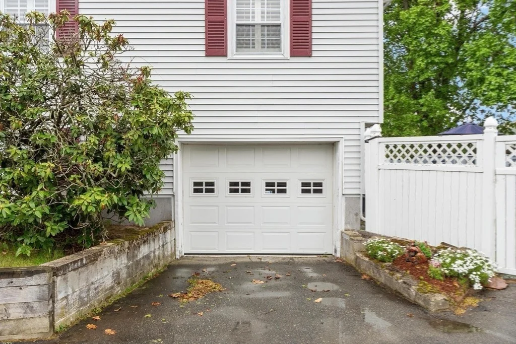 Photo of 134 River Rd