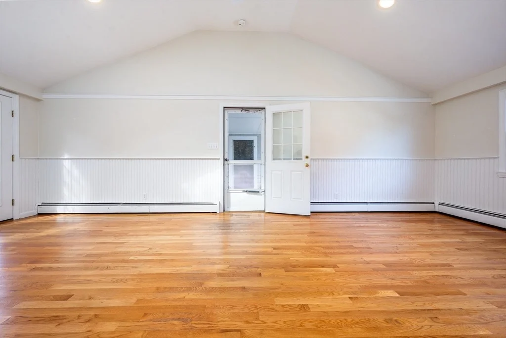 Photo of 21 Wilton Dr