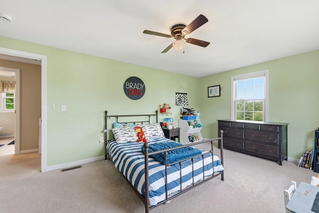 Photo of 11 Eileen Avenue