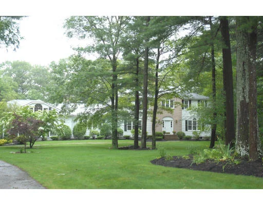 Photo of 110 Kensington Dr