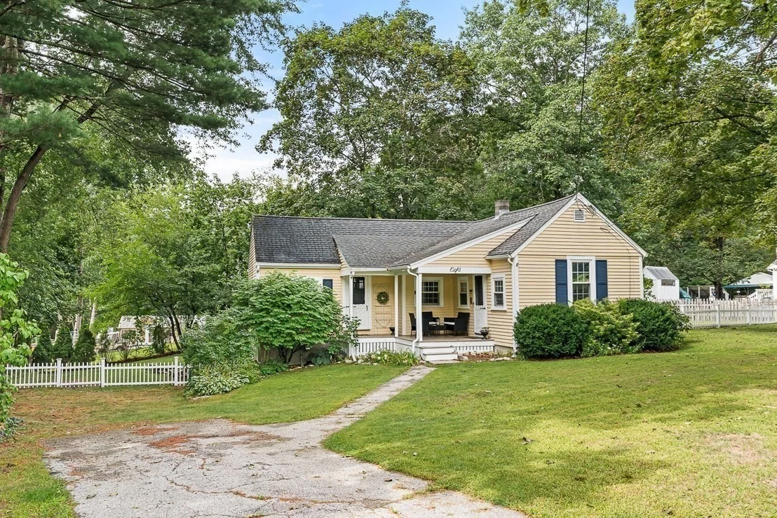 Photo of 8 Moore Road