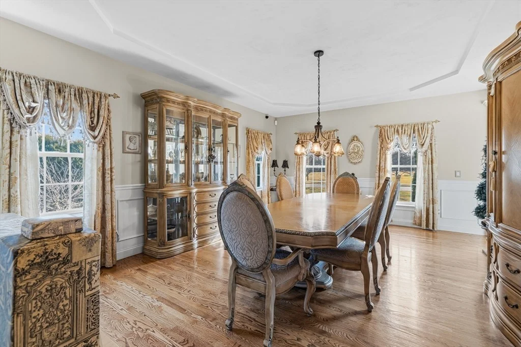 Photo of 6 Meadowlark Drive