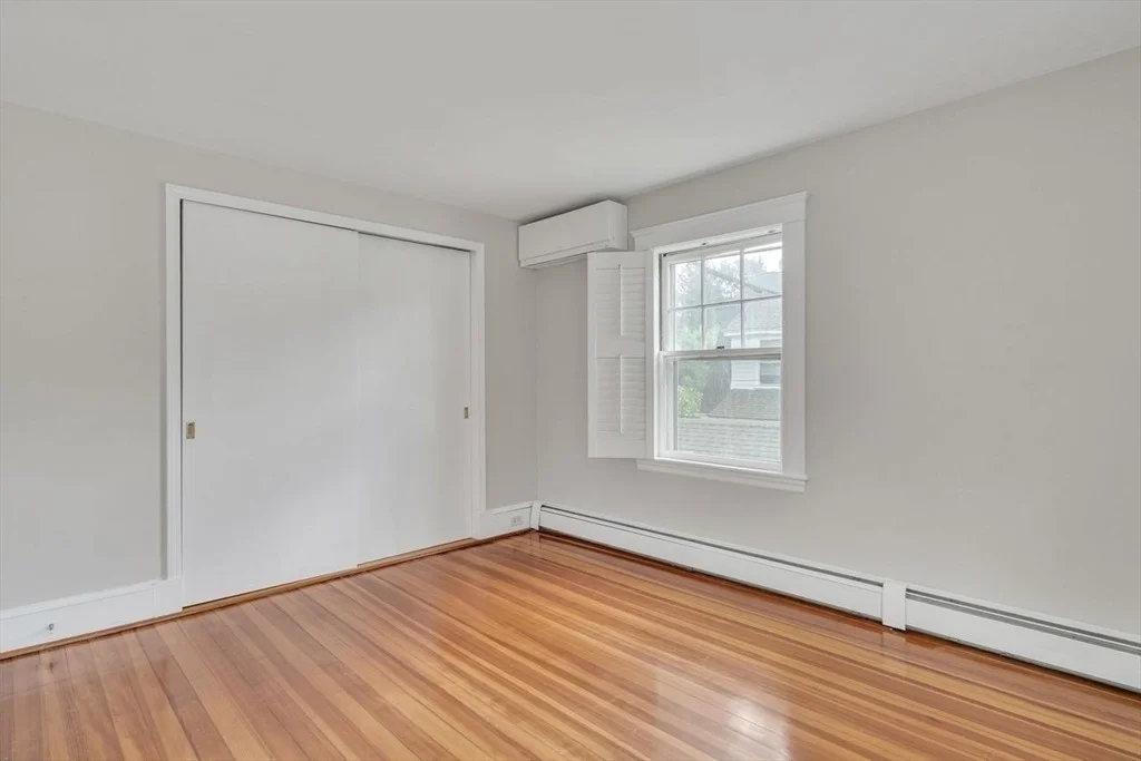 Photo of 5 Maple St