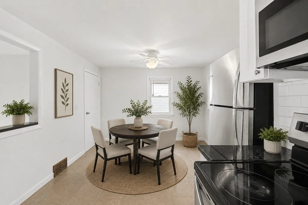 Photo of 9 Moss Rd