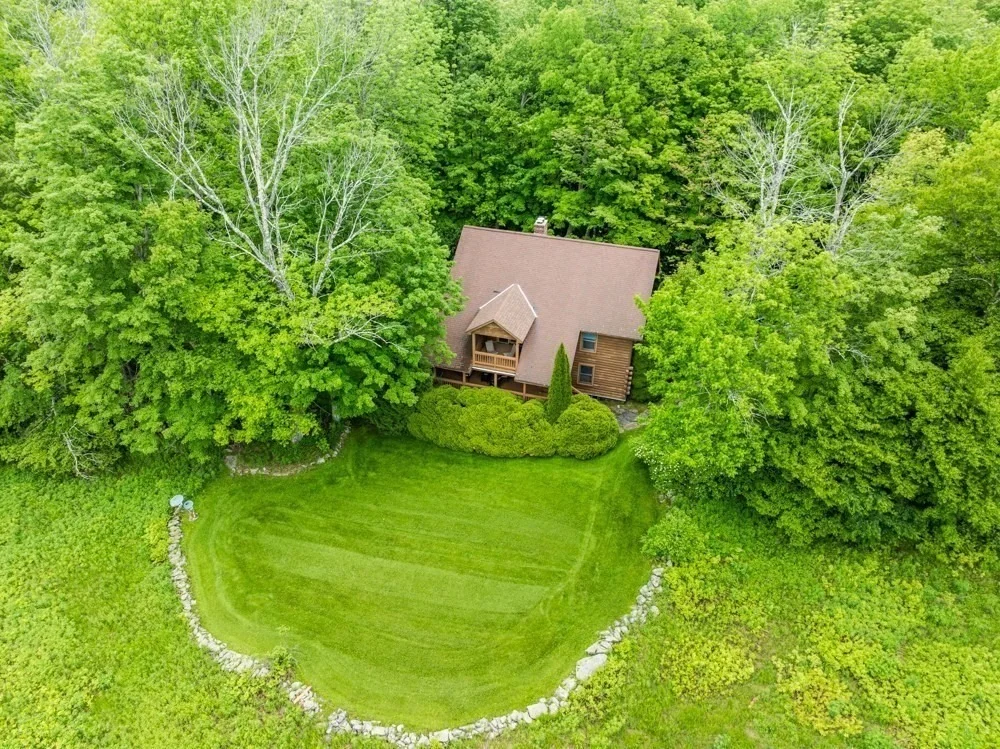 Photo of 496 Old Post Rd